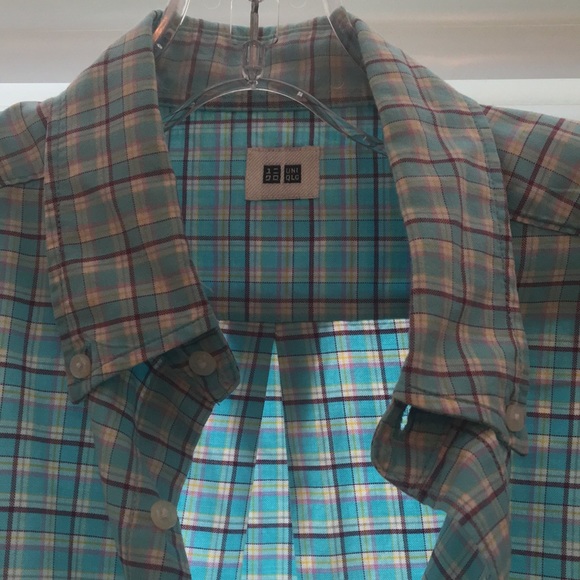 Men’s medium checkered button up - Picture 2 of 3